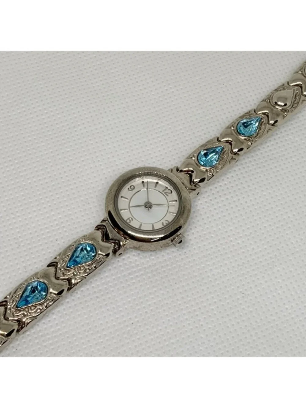 Christian Benet Women's Watch mop Dial Blue Stone quartz 22mm 6.5” running